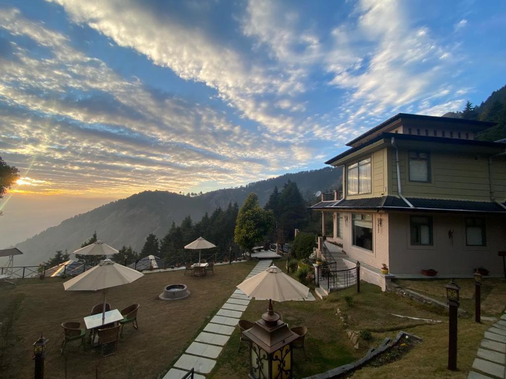 Larisa Resort, Mussoorie Exterior photo