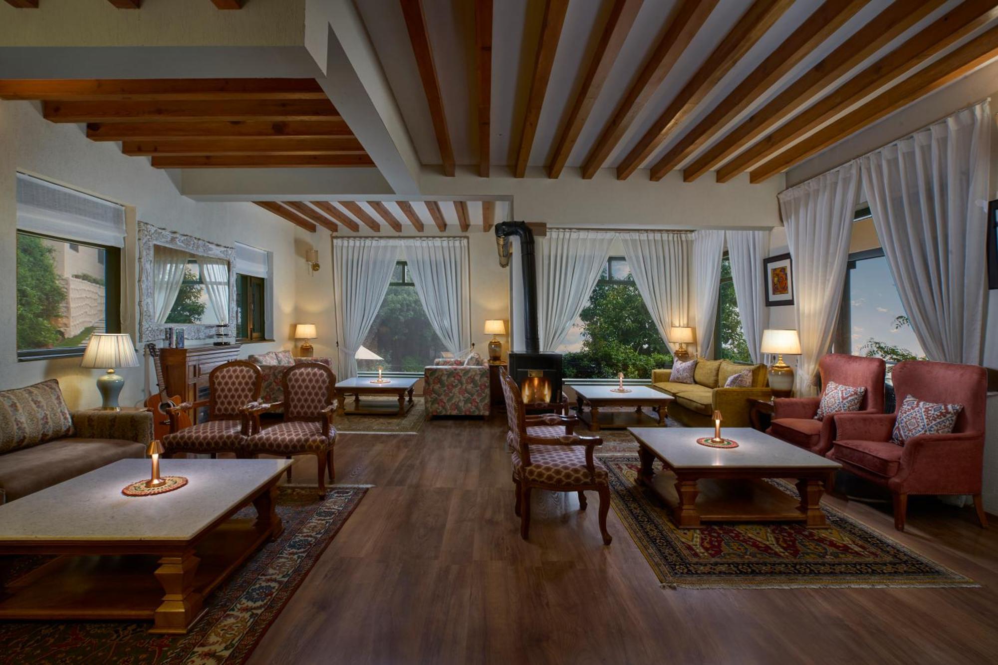 Larisa Resort, Mussoorie Exterior photo